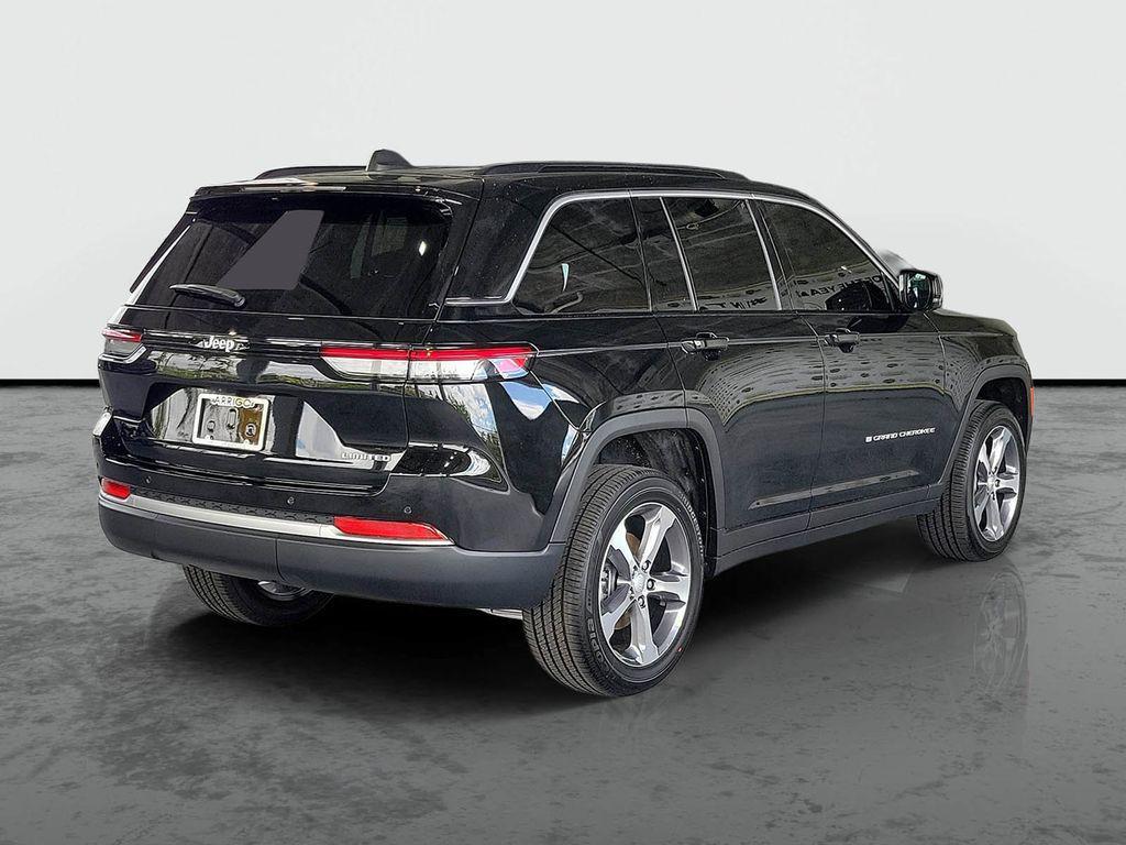 new 2026 Jeep Grand Cherokee car, priced at $42,087