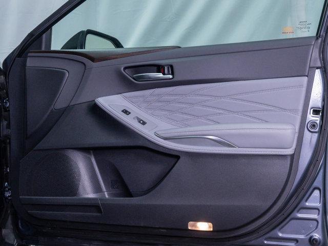 used 2019 Toyota Avalon car, priced at $25,593