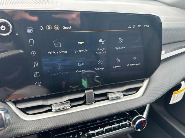 new 2026 Chevrolet Equinox car, priced at $33,195