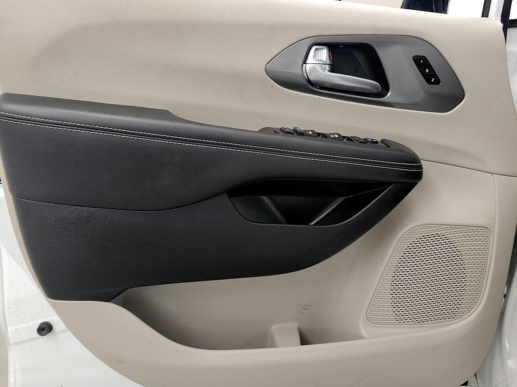 used 2024 Chrysler Pacifica car, priced at $36,998