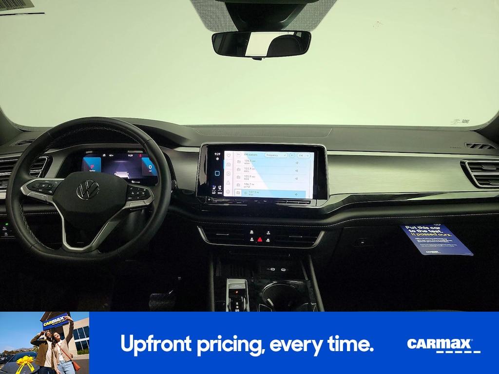 used 2025 Volkswagen Atlas Cross Sport car, priced at $30,998
