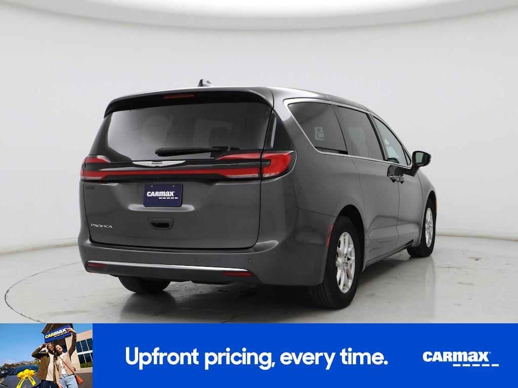 used 2023 Chrysler Pacifica car, priced at $25,998
