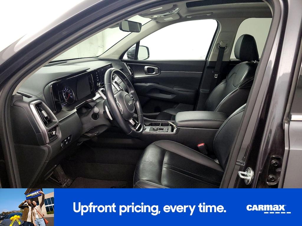 used 2022 Kia Sorento Hybrid car, priced at $24,998