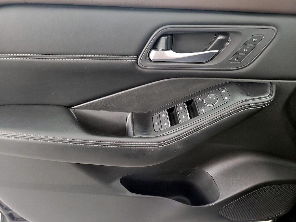 used 2023 Nissan Rogue car, priced at $26,998