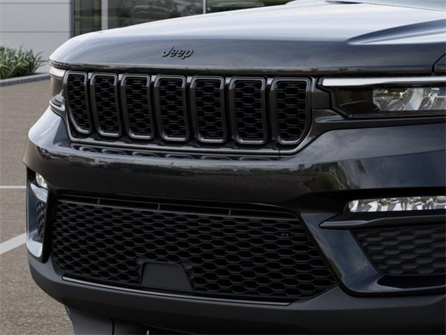 new 2025 Jeep Grand Cherokee car, priced at $45,654