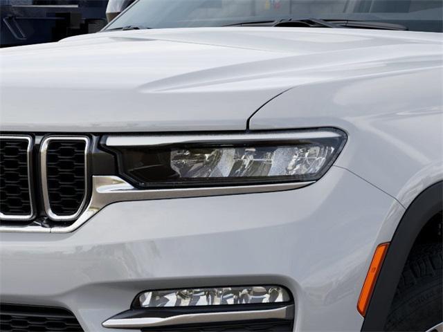 new 2025 Jeep Grand Cherokee car, priced at $39,708