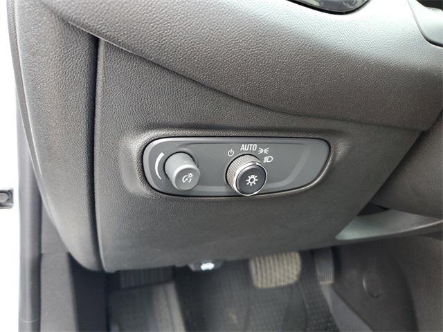 used 2022 Chevrolet Equinox car, priced at $21,548