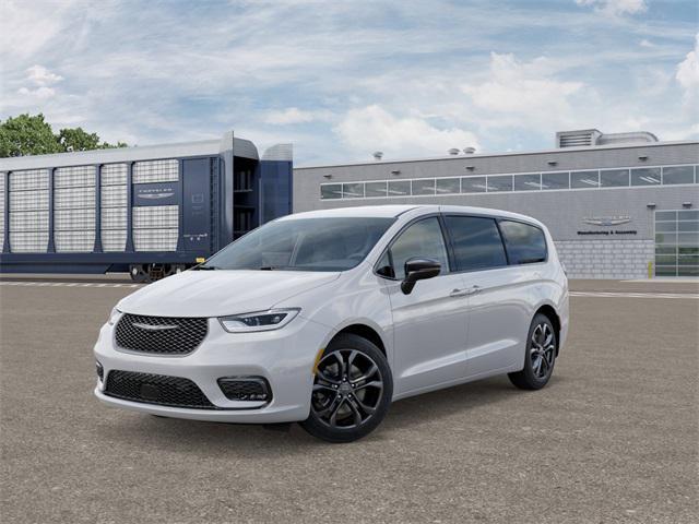 new 2026 Chrysler Pacifica car, priced at $45,284