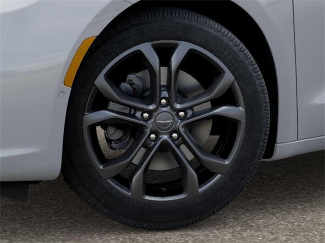 new 2026 Chrysler Pacifica car, priced at $45,284