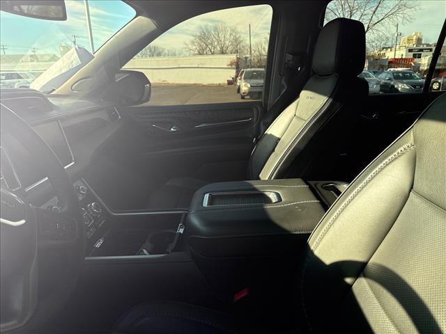 used 2023 GMC Yukon car, priced at $61,564