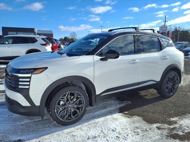 new 2025 Nissan Kicks car, priced at $29,281