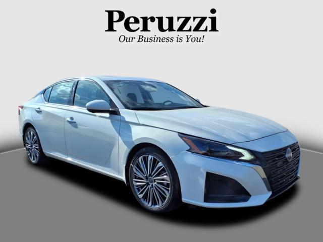 new 2025 Nissan Altima car, priced at $32,937