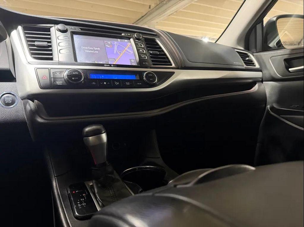 used 2015 Toyota Highlander car, priced at $12,495