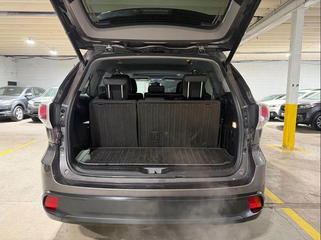 used 2015 Toyota Highlander car, priced at $12,495