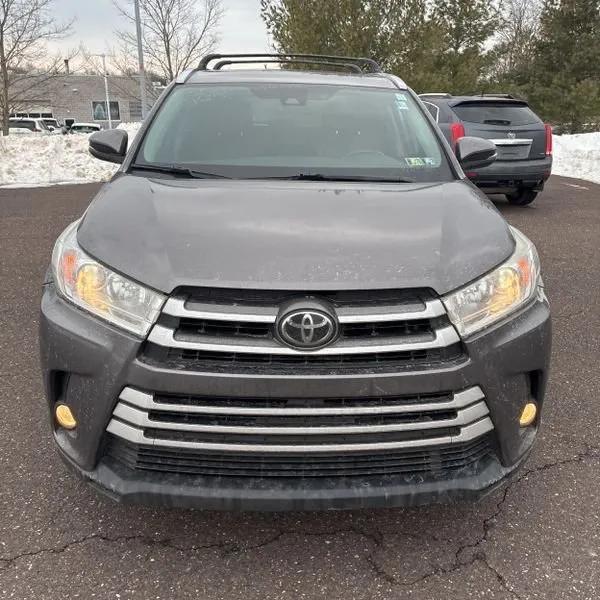 used 2018 Toyota Highlander car, priced at $15,495