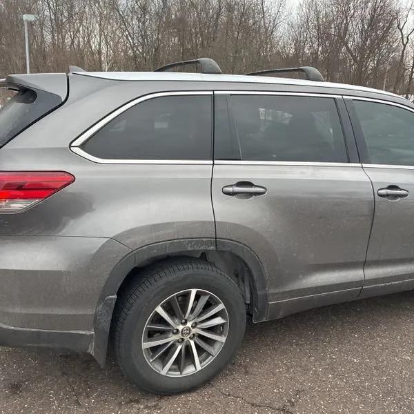 used 2018 Toyota Highlander car, priced at $15,495