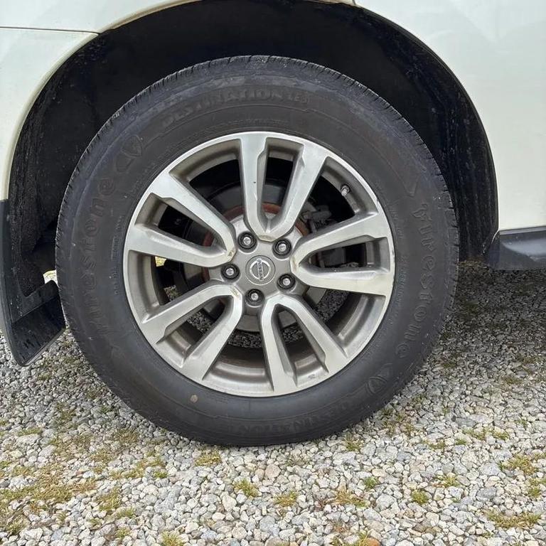 used 2015 Nissan Pathfinder car, priced at $6,995