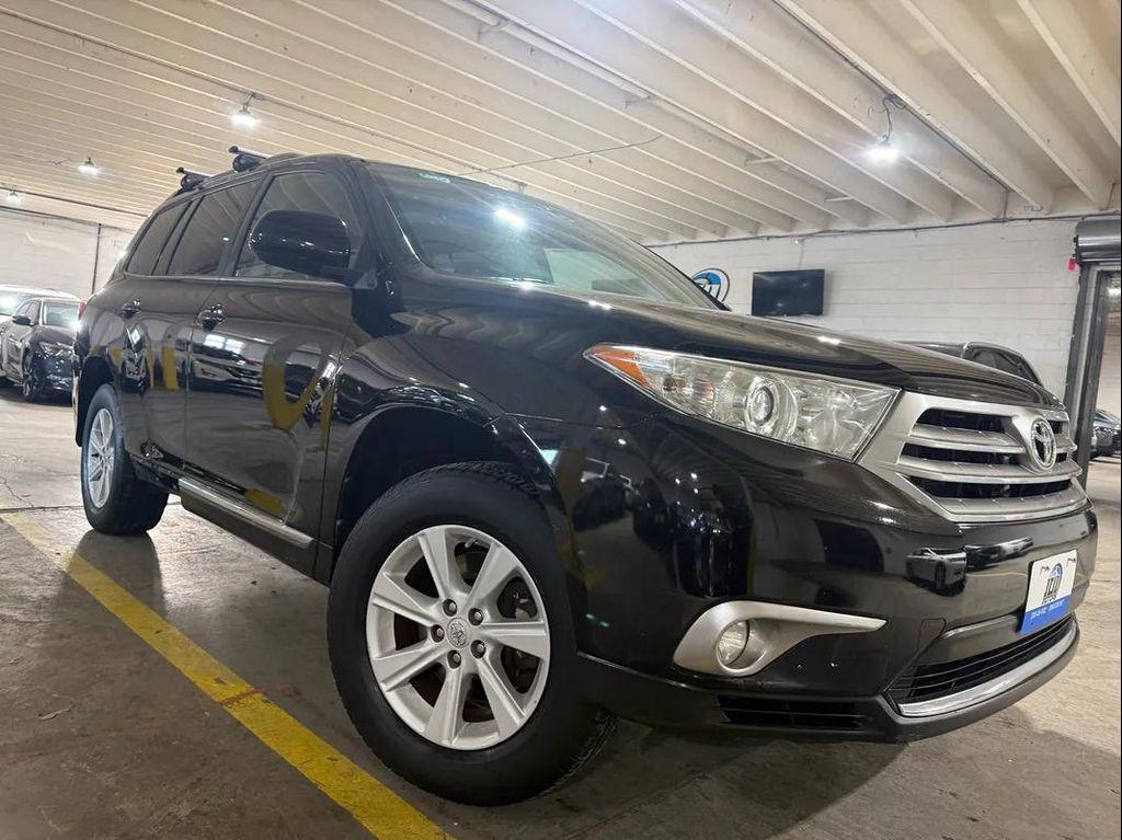 used 2012 Toyota Highlander car, priced at $7,995