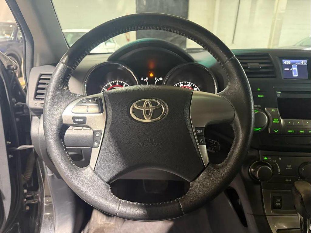 used 2012 Toyota Highlander car, priced at $7,995