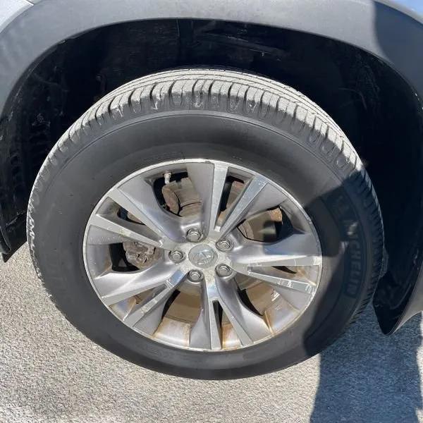 used 2015 Toyota Highlander car, priced at $12,495