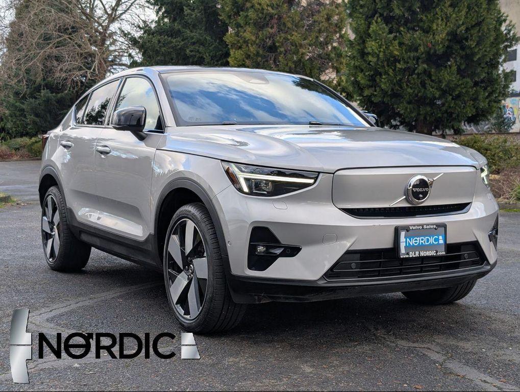 used 2023 Volvo C40 Recharge Pure Electric car, priced at $31,000