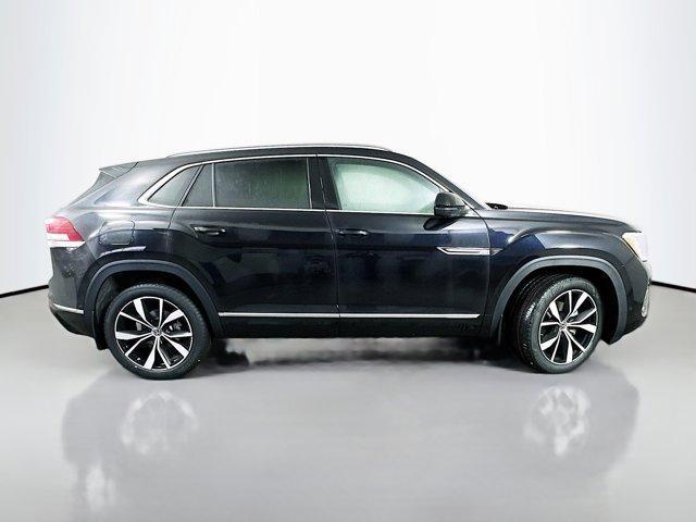 new 2026 Volkswagen Atlas Cross Sport car, priced at $50,460
