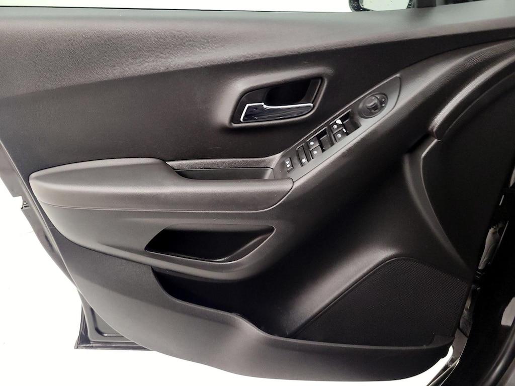 used 2020 Chevrolet Trax car, priced at $14,998