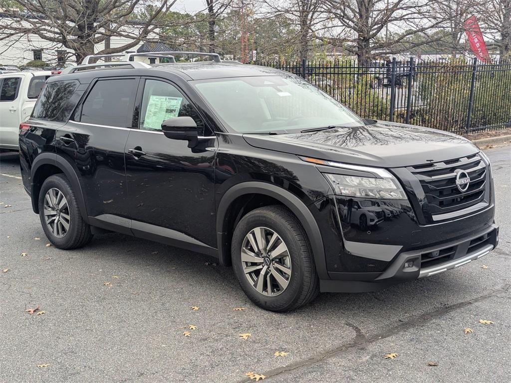 new 2025 Nissan Pathfinder car, priced at $36,610