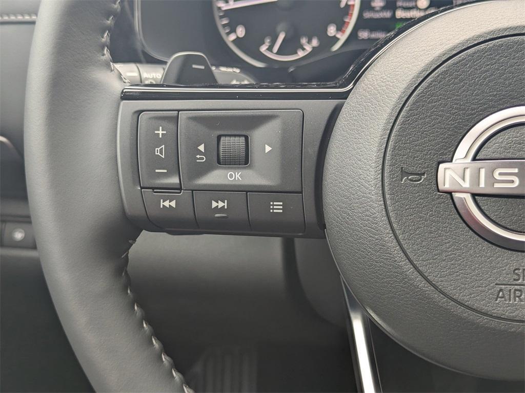 new 2025 Nissan Pathfinder car, priced at $36,610