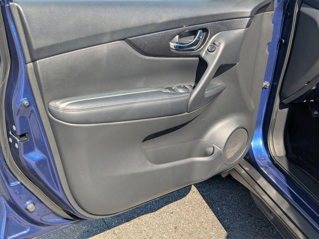 used 2017 Nissan Rogue car, priced at $15,990