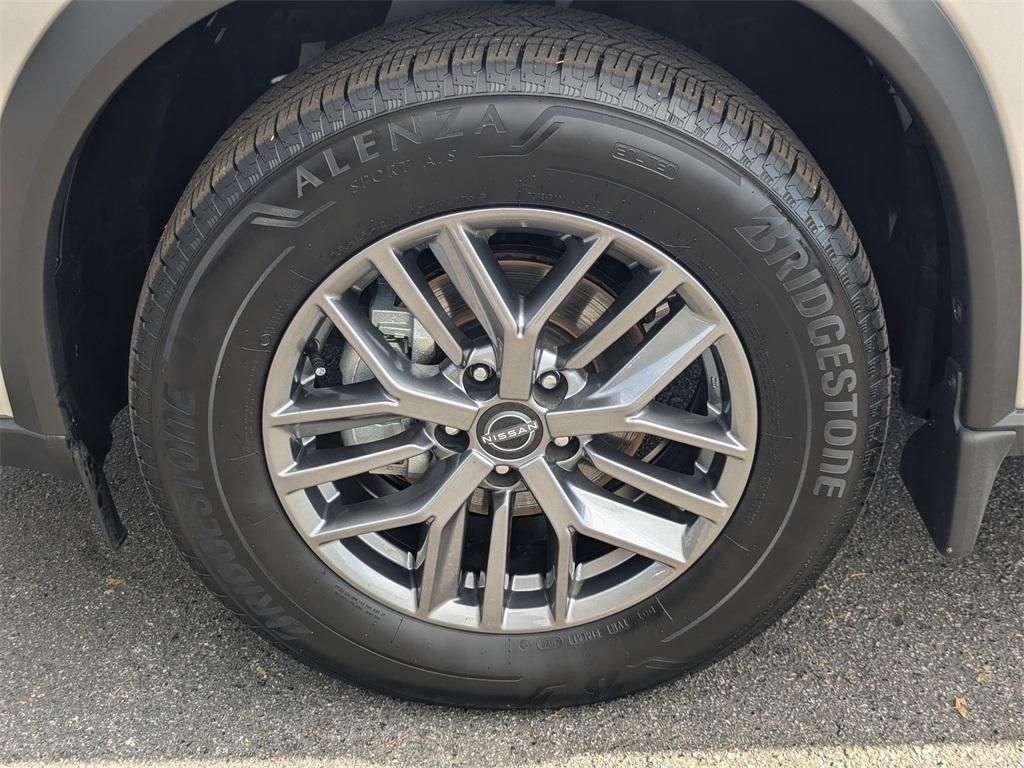 used 2025 Nissan Rogue car, priced at $25,990