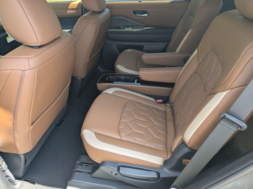 new 2026 Nissan Pathfinder car, priced at $46,827