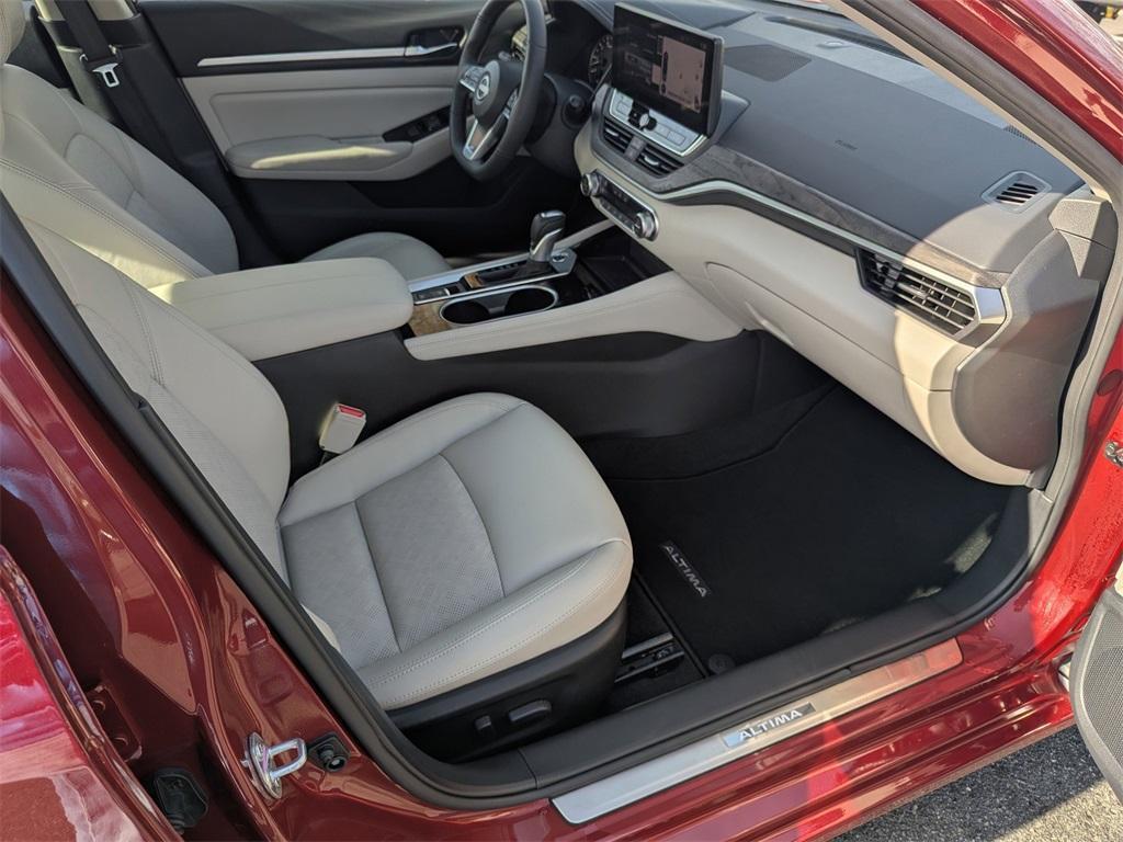 used 2025 Nissan Altima car, priced at $28,990