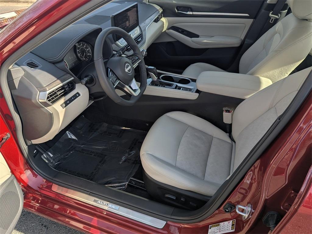 used 2025 Nissan Altima car, priced at $28,990