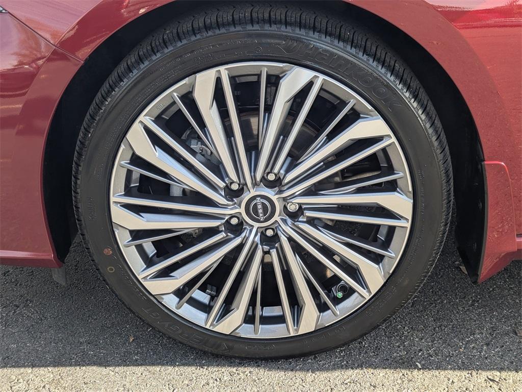 used 2025 Nissan Altima car, priced at $28,990