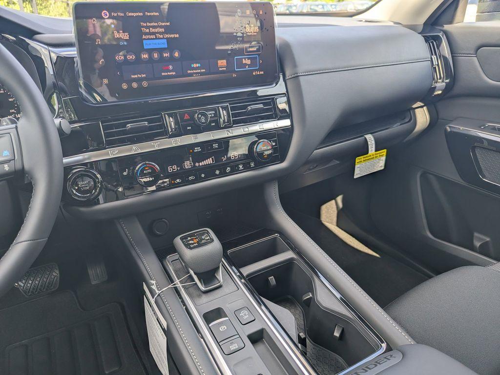 new 2026 Nissan Pathfinder car, priced at $37,409