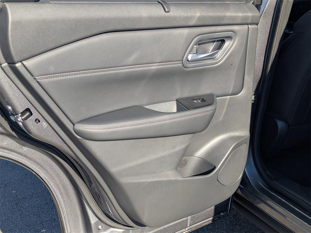 used 2025 Nissan Rogue car, priced at $29,990