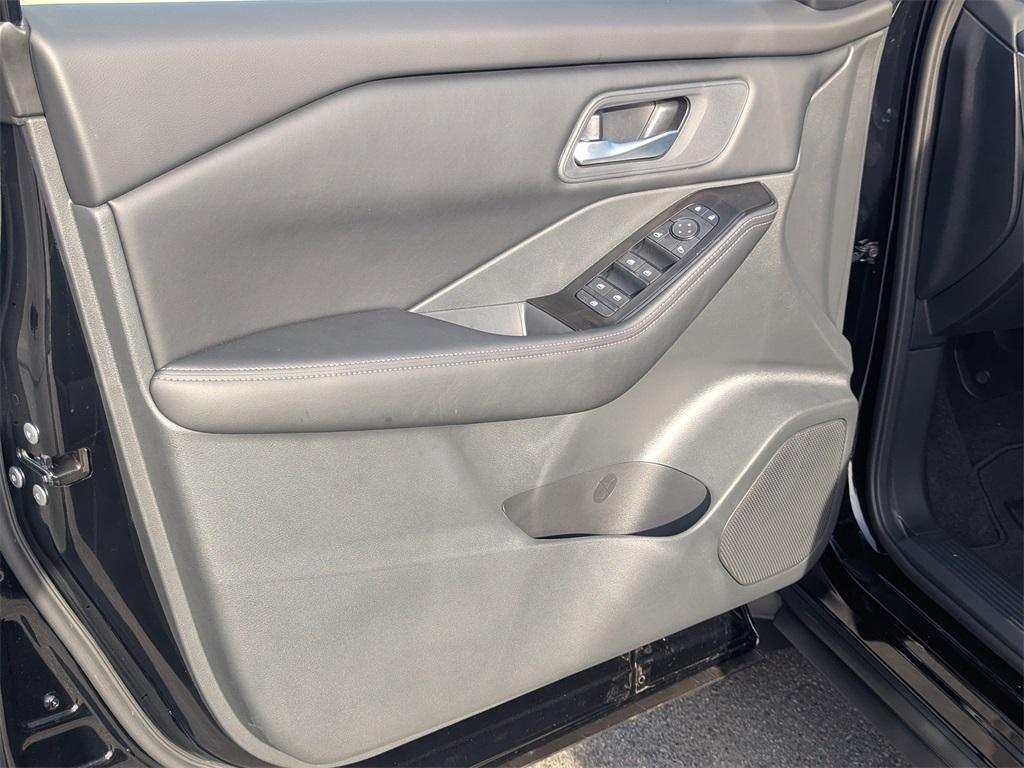 new 2026 Nissan Rogue car, priced at $31,697