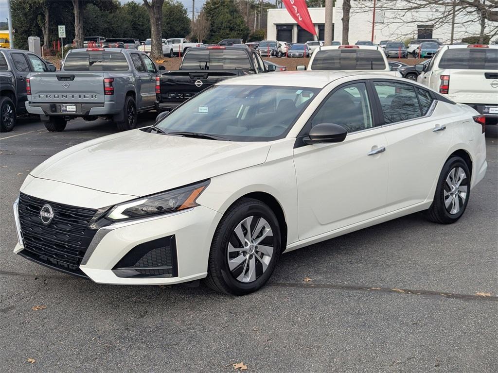 used 2025 Nissan Altima car, priced at $25,990