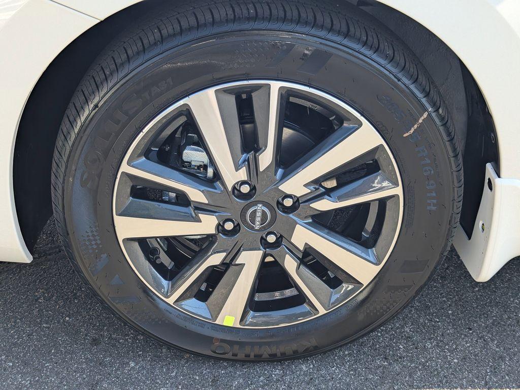 new 2025 Nissan Versa car, priced at $21,247