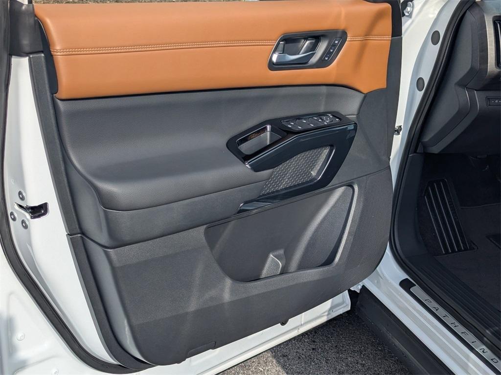 new 2026 Nissan Pathfinder car, priced at $48,235