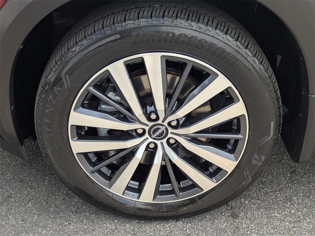 used 2022 Nissan Pathfinder car, priced at $29,990