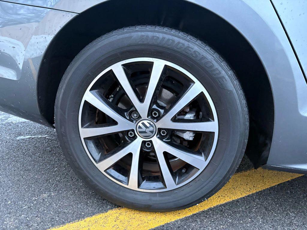 used 2017 Volkswagen Jetta car, priced at $8,999