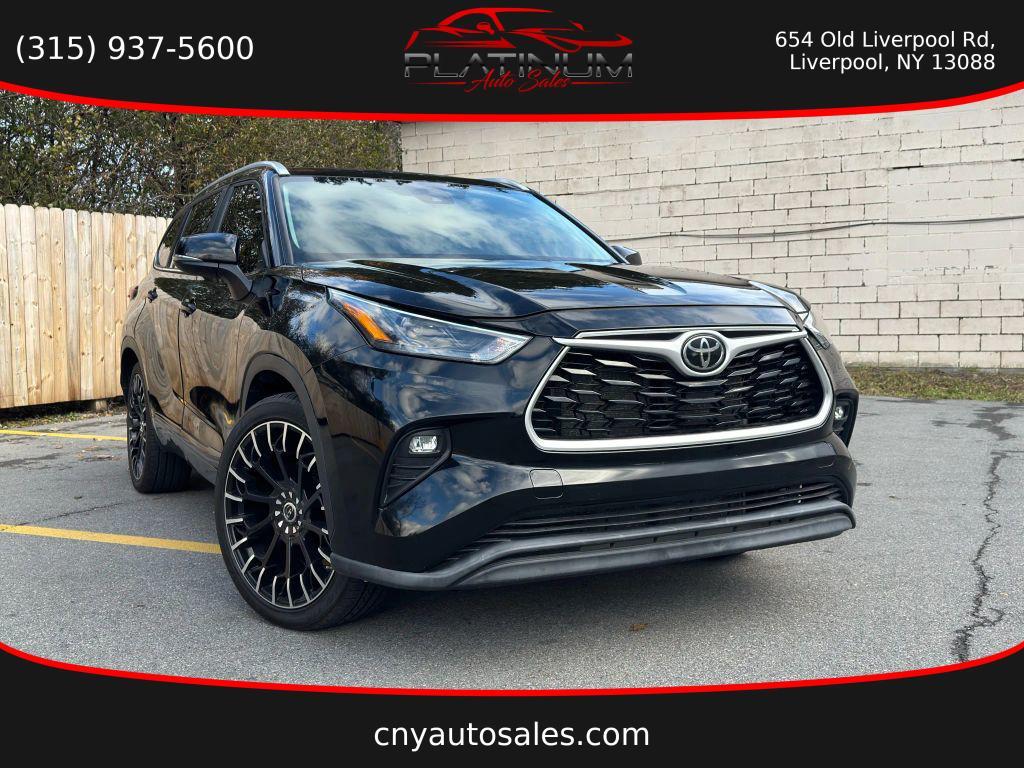 used 2023 Toyota Highlander car, priced at $29,888