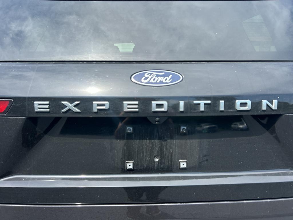 used 2025 Ford Expedition car, priced at $69,699