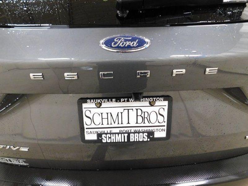 used 2025 Ford Escape car, priced at $20,997