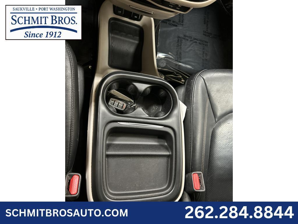 used 2018 Chrysler Pacifica car, priced at $10,996