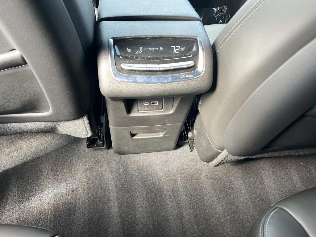 used 2023 Cadillac XT6 car, priced at $38,900