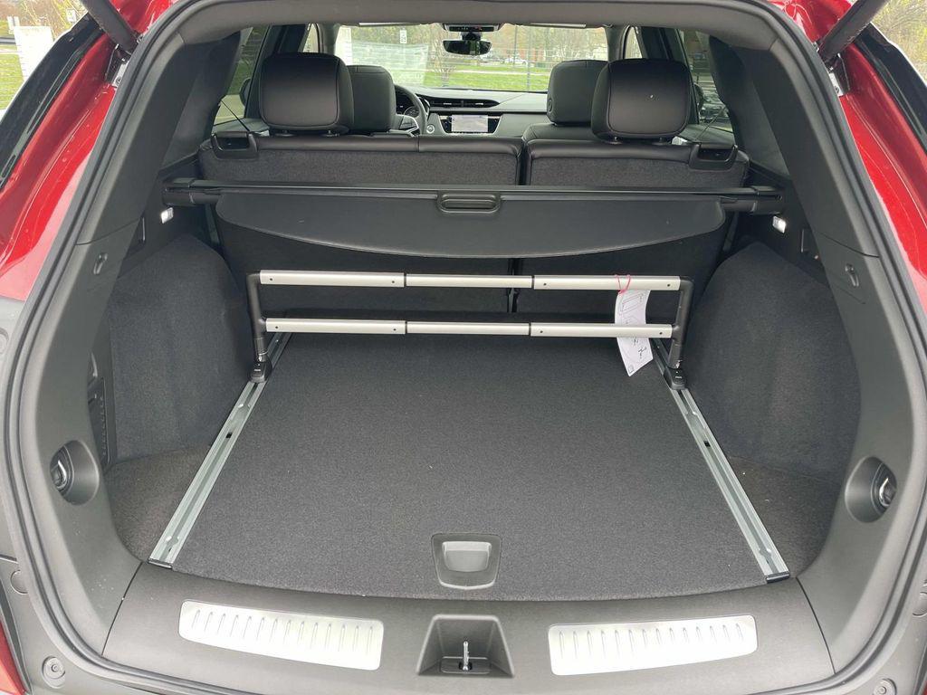 new 2026 Cadillac XT5 car, priced at $60,595