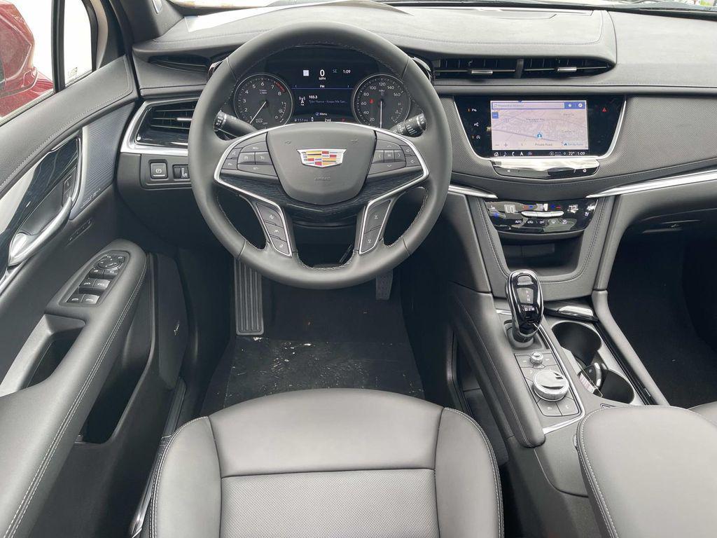 new 2026 Cadillac XT5 car, priced at $60,595